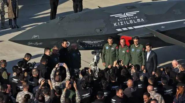 我们落后了?土耳其完成“世界首次无人机发射空空弹”<strong></p>
<p>eos币</strong>,性能如何