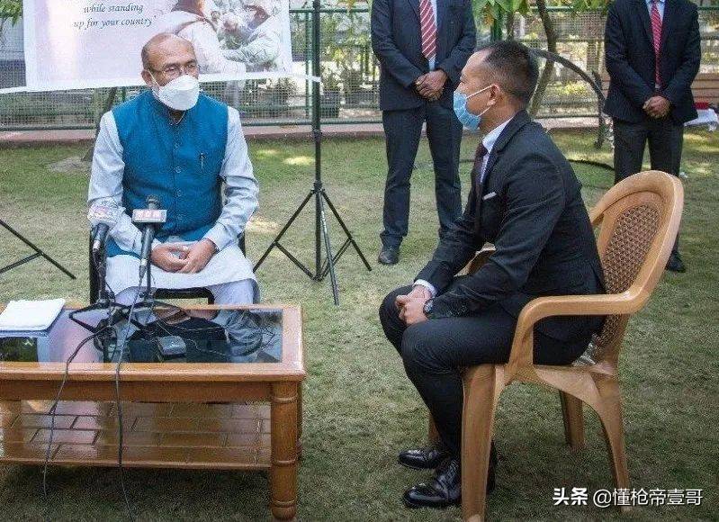 第一个扑向祁团长的印军黄种人面孔<strong></p>
<p>eos币</strong>,他到底是什么人?