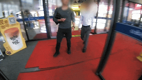 上门取走19万元<strong></p>
<p>ok交易所下载</strong>,杭州一西装革履“金融专员”被抓!在高速服务区被抓,车上塞满现金