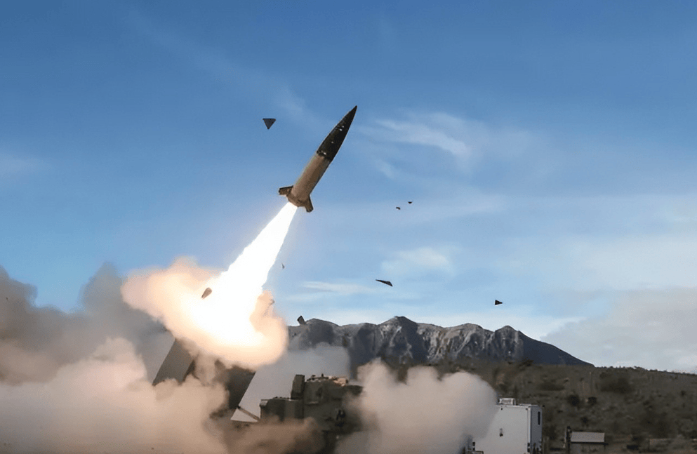 乌克兰得偿所愿<strong></p>
<p>usdc</strong>!俄军第76空降师炸了一整夜:集团冲锋却落入圈套