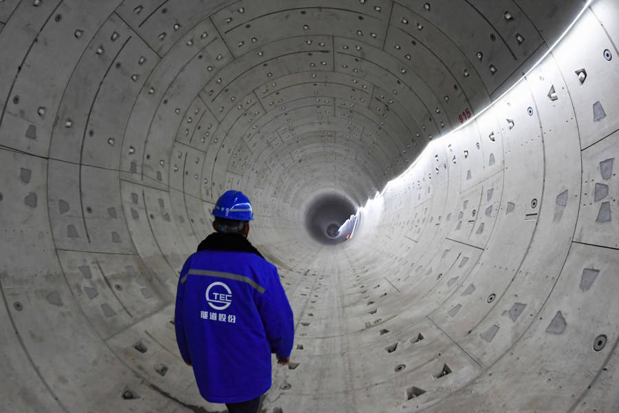 轨交13号线东延伸全线区间隧道顺利贯通<strong></p>
<p>usdc</strong>，所有车站主体结构封顶