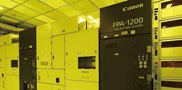 1.4nm制程<strong></p>
<p>web3</strong>！纳米压印技术突破