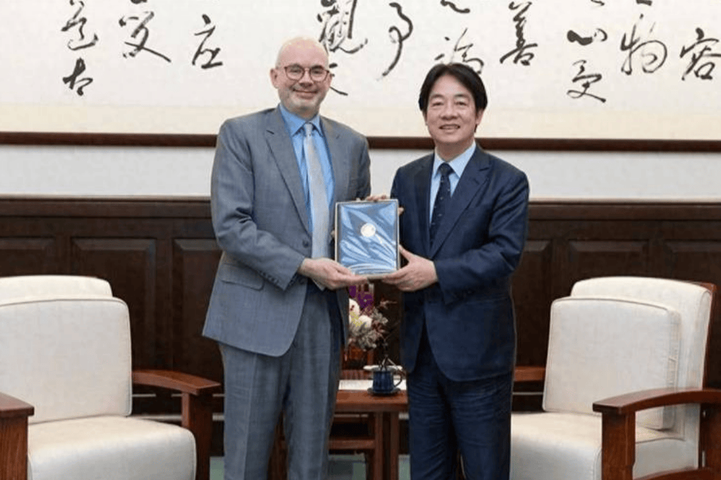 赖清德不敢出门？600万人连署弹劾已超当选得票<strong></p>
<p>xmr币</strong>，郑丽文兑现承诺