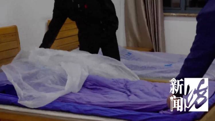 4名未成年人被骗至上海<strong></p>
<p>白银现货平台</strong>，结果傻眼！谁敢给你们工作……