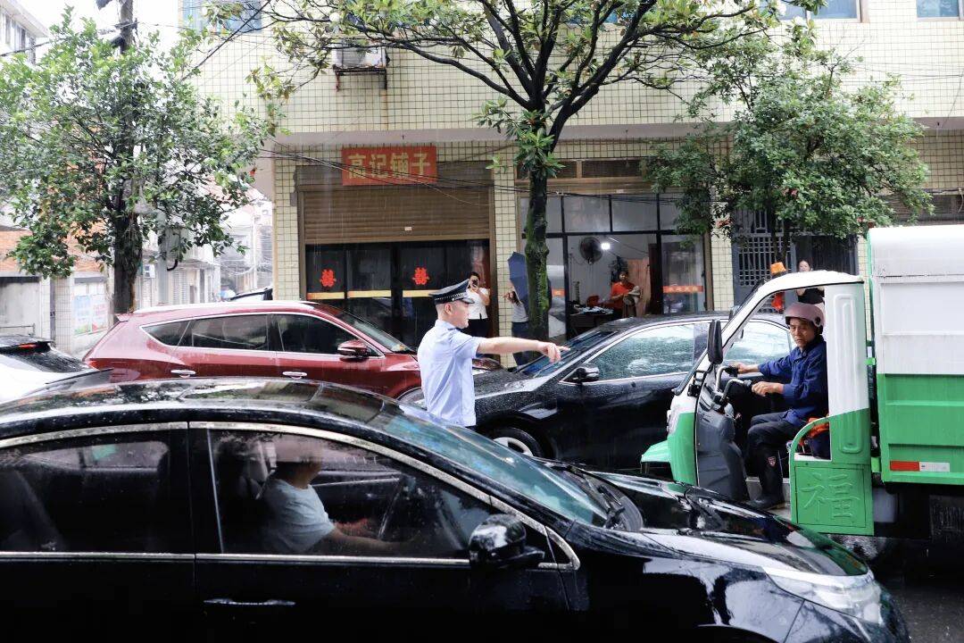 湖南汨罗一麻将馆被查<strong></p>
<p>期货和现货价格</strong>，28人被罚，2人被采取刑事强制措施